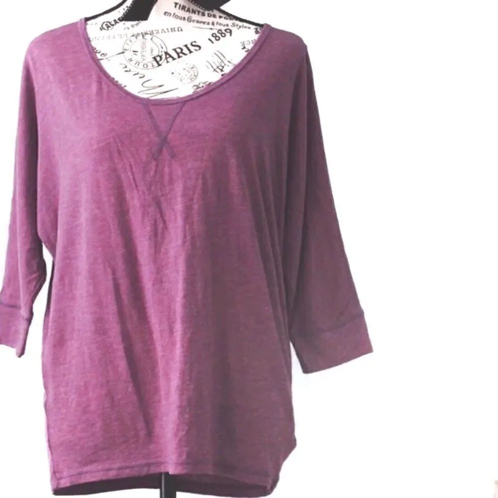 Old Navy Basic Purple Blouse in Small - Picture 2 of 6